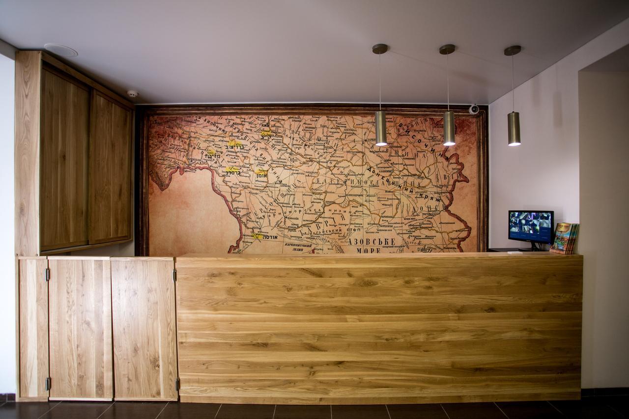 Hotel One Umań Zewnętrze zdjęcie