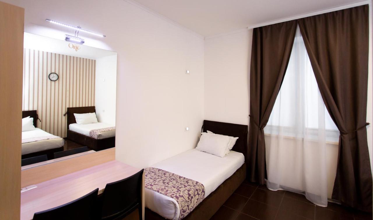Hotel One Umań Zewnętrze zdjęcie