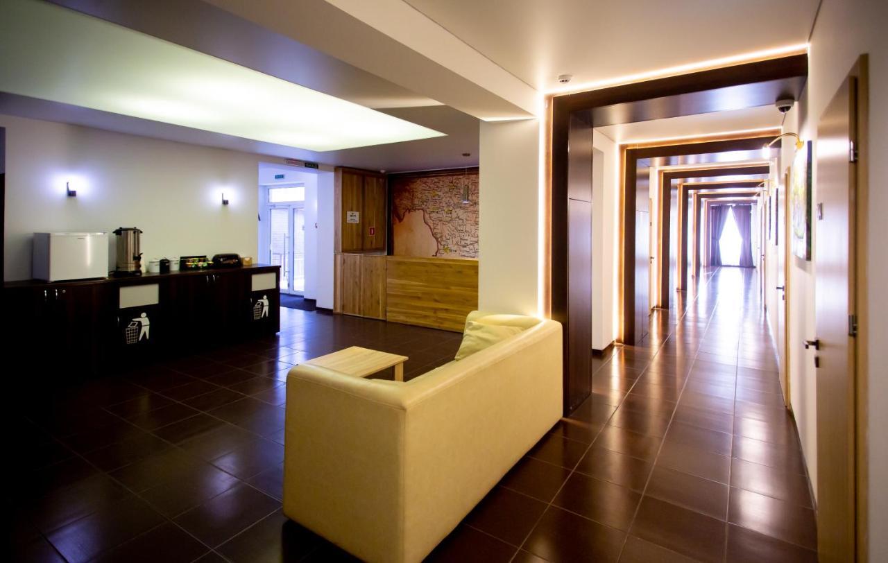 Hotel One Umań Zewnętrze zdjęcie