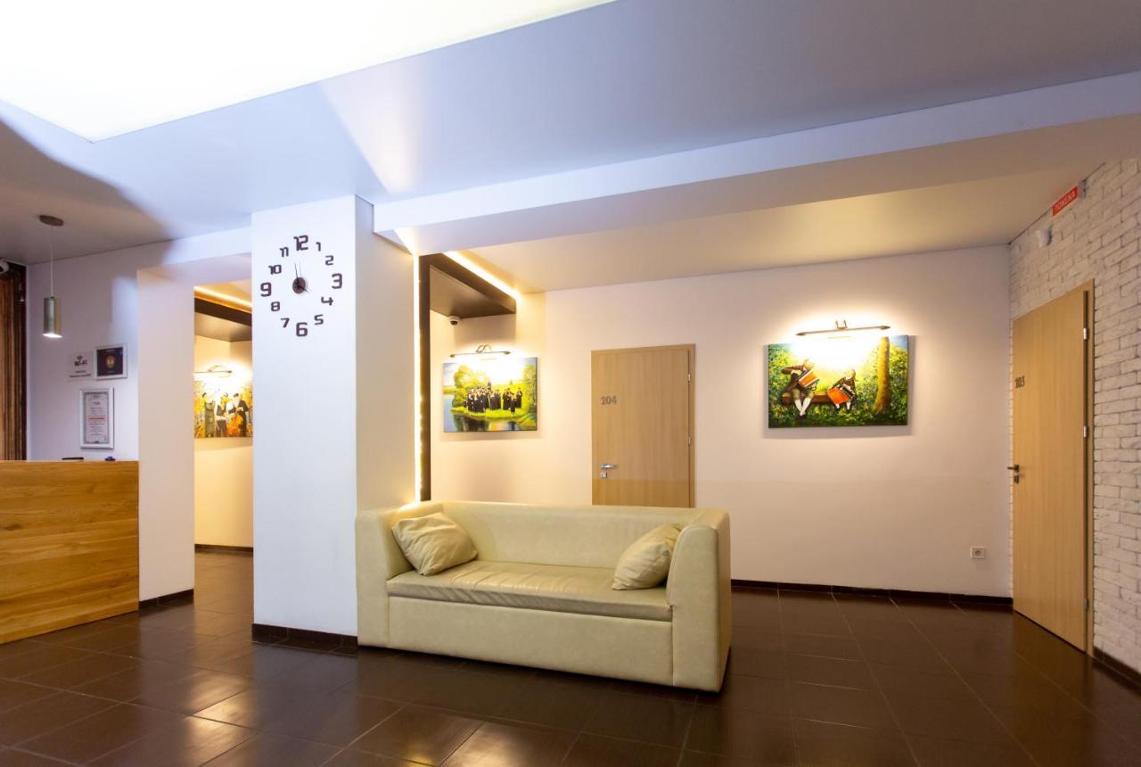 Hotel One Umań Zewnętrze zdjęcie